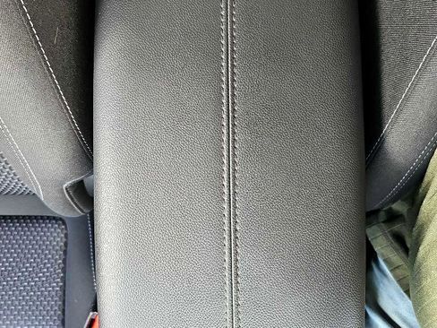 Used 2024 GMC Terrain SLE image 34