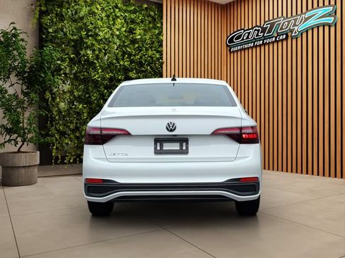 Used 2024 Volkswagen Jetta S FWD image 6