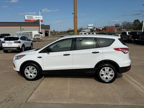 Used 2016 Ford Escape S image 8