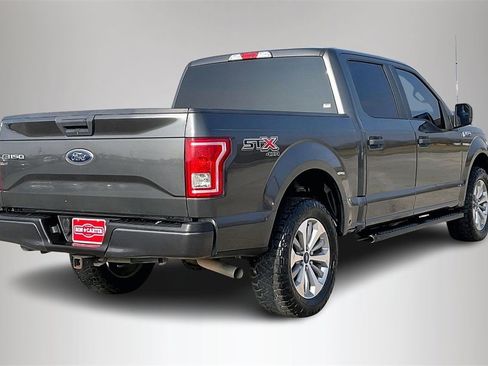 Used 2017 Ford F150 XL w/ Equipment Group 101A Mid image 5