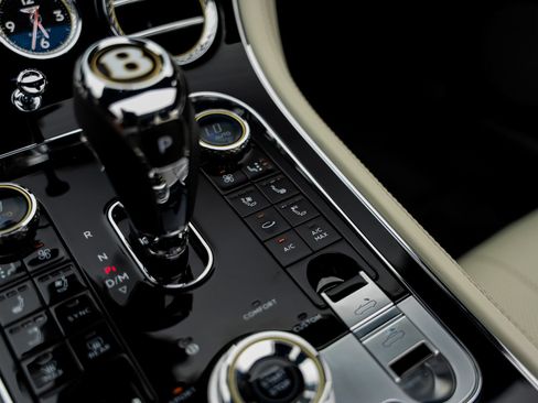 Used 2020 Bentley Continental GT AWD/4WD image 51
