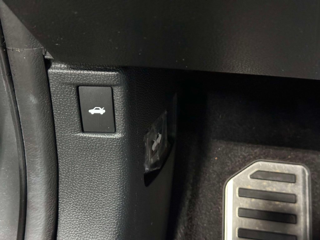 Used 2024 Honda Accord Sport image 30