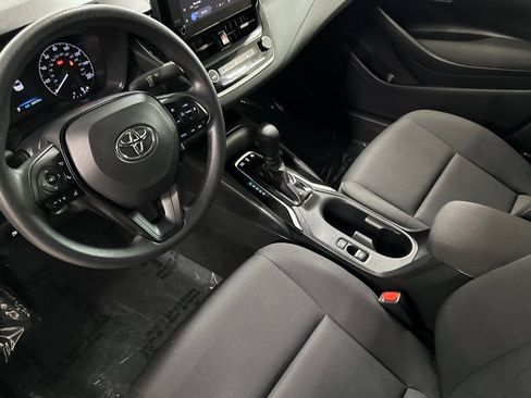 Certified 2025 Toyota Corolla LE FWD image 10