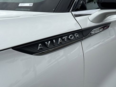 Used 2021 Lincoln Aviator Reserve image 27