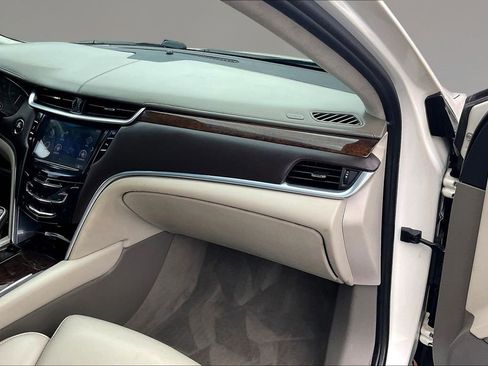 Used 2014 Cadillac XTS Platinum AWD/4WD image 25