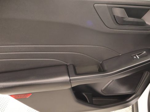 Used 2025 Ford Escape Active AWD/4WD image 15