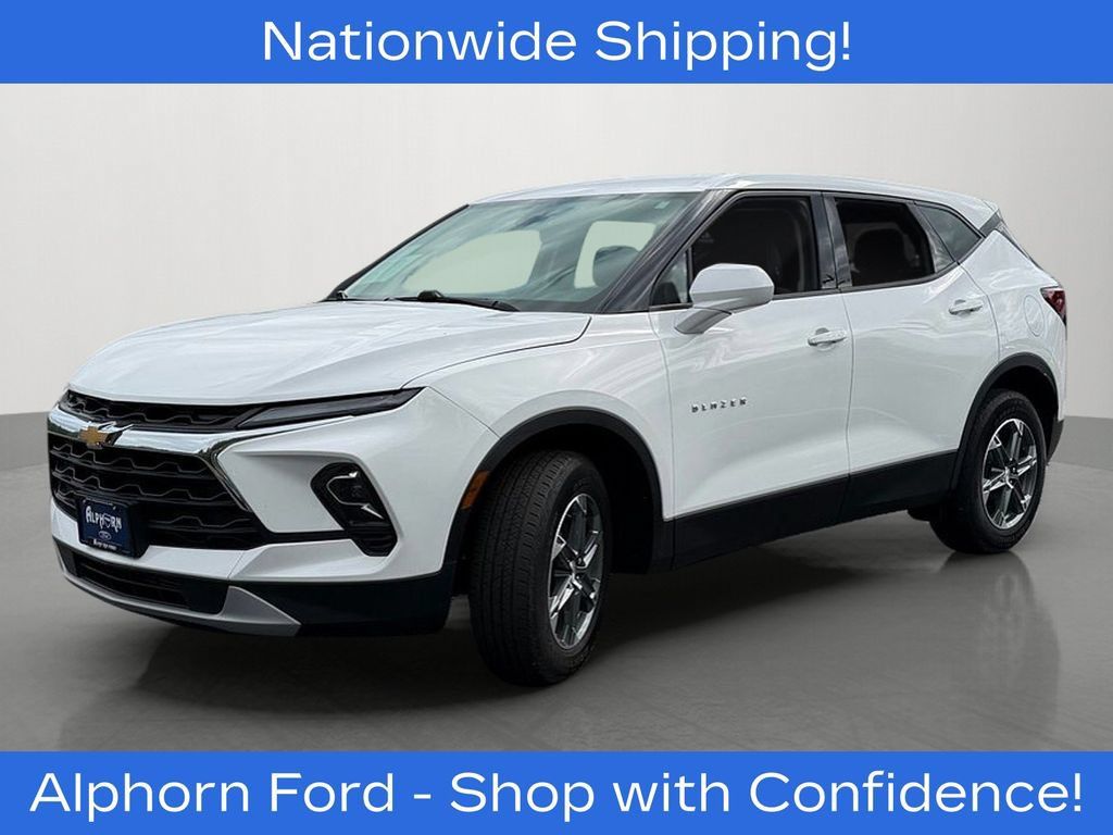Used 2023 Chevrolet Blazer LT AWD/4WD image 7
