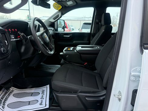 Used 2025 Chevrolet Silverado 2500 W/T w/ WT/CX Safety Package image 10