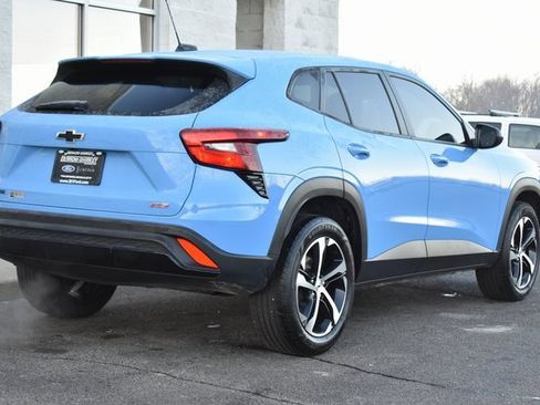 Used 2024 Chevrolet Trax RS w/ Driver Confidence Package image 11