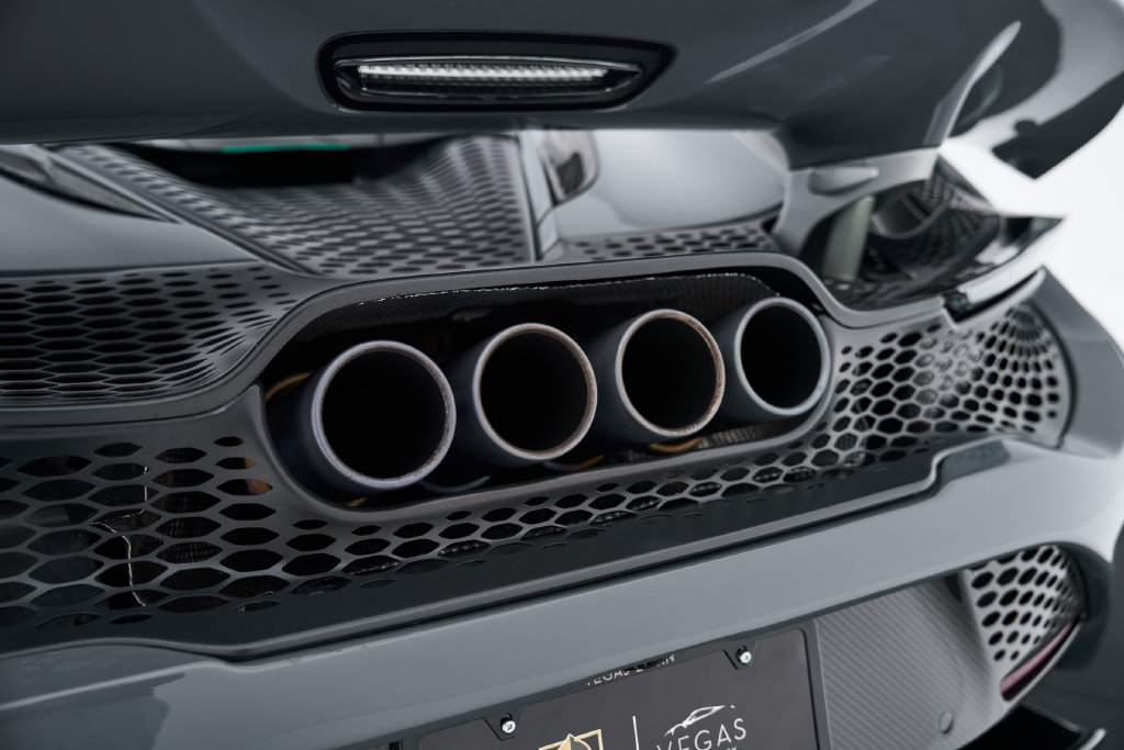 Used 2021 McLaren 765LT RWD image 43