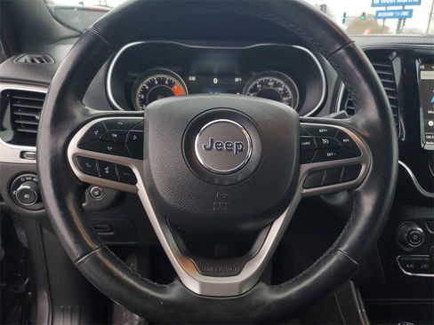 Used 2019 Jeep Cherokee High Altitude image 14