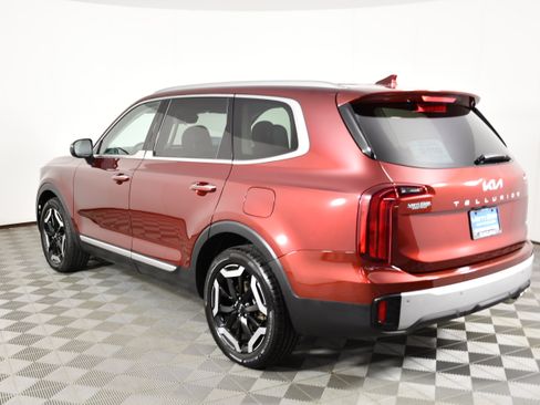 Used 2023 Kia Telluride S w/ S Sunroof Package AWD/4WD image 8
