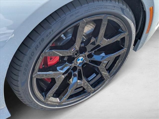 Used 2026 BMW 330i Sedan w/ M Sport Package RWD image 8