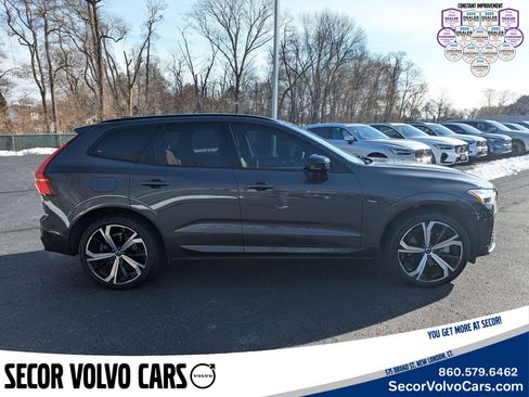 Certified 2023 Volvo XC60 B6 Ultimate w/ Protection Package Premier image 4