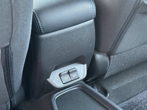 Certified 2025 Nissan Leaf S FWD image 14