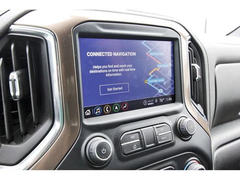 Used 2023 Chevrolet Silverado 2500 High Country w/ Technology Package AWD/4WD image 24