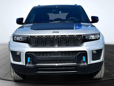 New 2025 Jeep Grand Cherokee Trailhawk w/ Advanced Protech Group II image 6