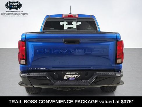 Used 2024 Chevrolet Colorado Trail Boss AWD/4WD image 4