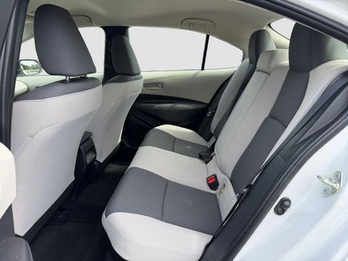 Used 2023 Toyota Corolla LE w/ Carpet Mat Package (TMS) FWD image 6