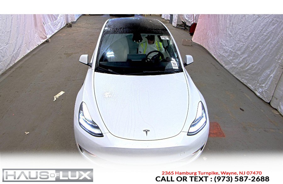 Used 2022 Tesla Model Y Long Range AWD/4WD image 2