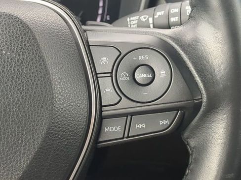 Used 2023 Toyota Corolla Cross XSE w/ Convenience Package image 26