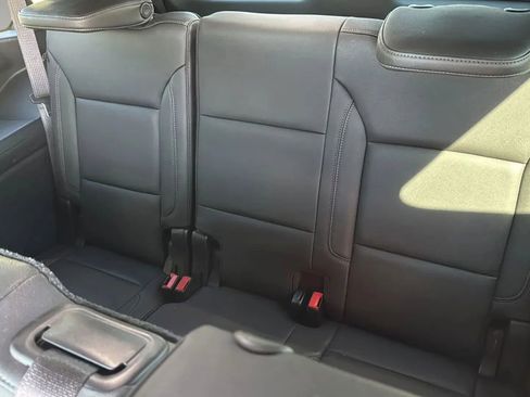 Used 2021 Chevrolet Tahoe Z71 w/ Rear Media and Nav Package image 12