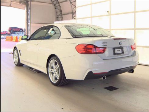 Used 2017 BMW 440i xDrive Convertible AWD/4WD image 3