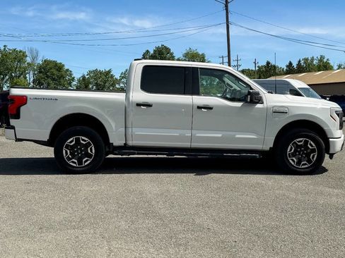 Used 2023 Ford F150 Lightning XLT AWD/4WD image 2