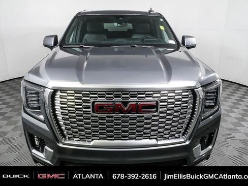 Used 2021 GMC Yukon XL Denali w/ Denali Premium Package image 29