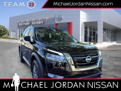 New 2025 Nissan Pathfinder SV