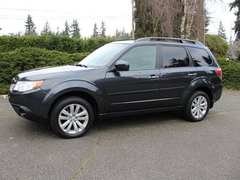 Used 2012 Subaru Forester 2.5X Limited image 1