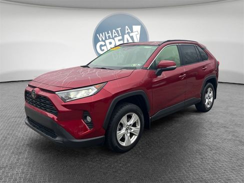 Used 2019 Toyota RAV4 XLE image 8