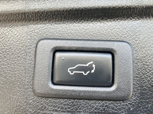 Used 2019 Subaru Outback 2.5i Premium image 24