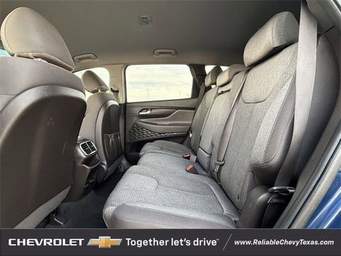 Used 2019 Hyundai Santa Fe SE image 29