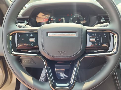 Used 2026 Land Rover Range Rover Velar Dynamic SE image 18