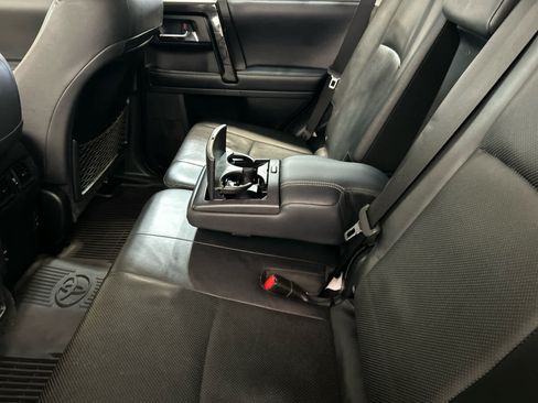Used 2019 Toyota 4Runner Limited AWD/4WD image 5