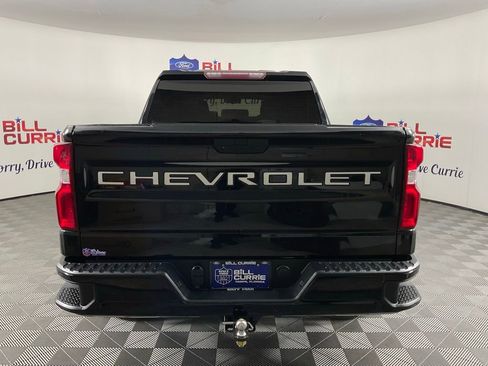 Used 2019 Chevrolet Silverado 1500 Custom w/ Custom Value Package RWD image 4