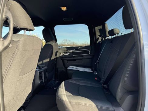 New 2026 RAM 2500 Big Horn AWD/4WD image 14