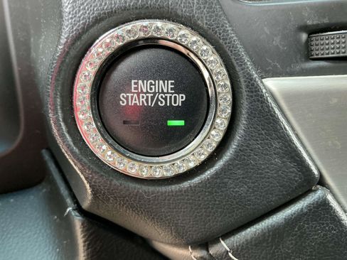 Used 2018 GMC Yukon Denali w/ Denali Ultimate Package image 18