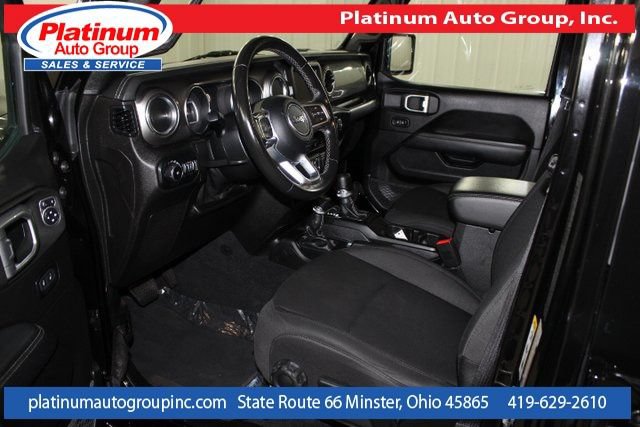 Used 2019 Jeep Wrangler Unlimited Sahara w/ Safety Group AWD/4WD image 9