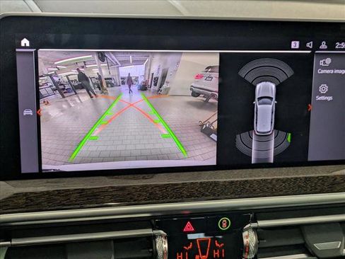 Used 2023 BMW X3 sDrive30i w/ Premium Package image 14