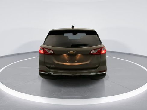 Used 2019 Chevrolet Equinox LT image 3