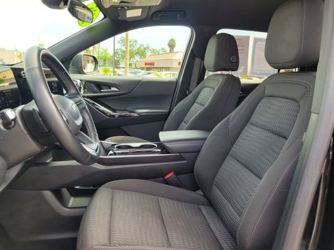 Used 2025 Chevrolet Equinox LT image 10