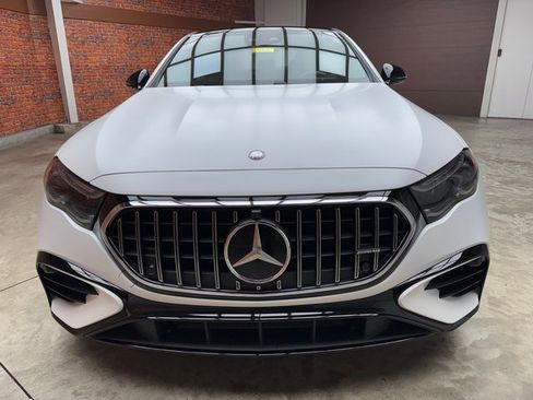 New 2026 Mercedes-Benz E 53 AMG e 4MATIC Sedan image 8