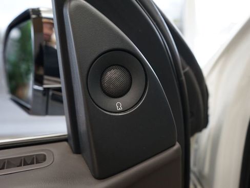 Used 2020 Lincoln Navigator Black Label w/ Cargo Convenience Package image 30