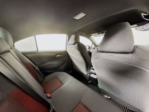 Used 2026 Toyota Corolla SE w/ SE Package FWD image 28