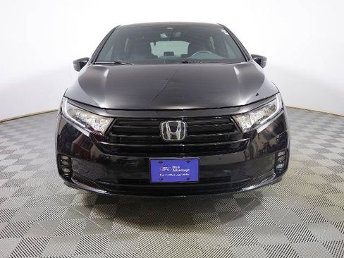 Used 2024 Honda Odyssey Sport image 4