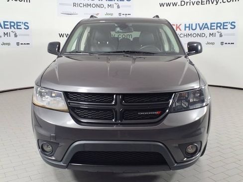 Used 2019 Dodge Journey GT w/ Blacktop Package AWD/4WD image 2