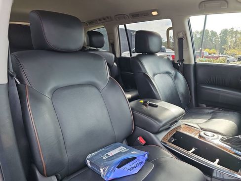 Used 2019 Nissan Armada Platinum w/ Interior Lighting Package image 13