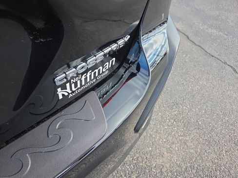 Certified 2025 Subaru Crosstrek 2.0i image 11